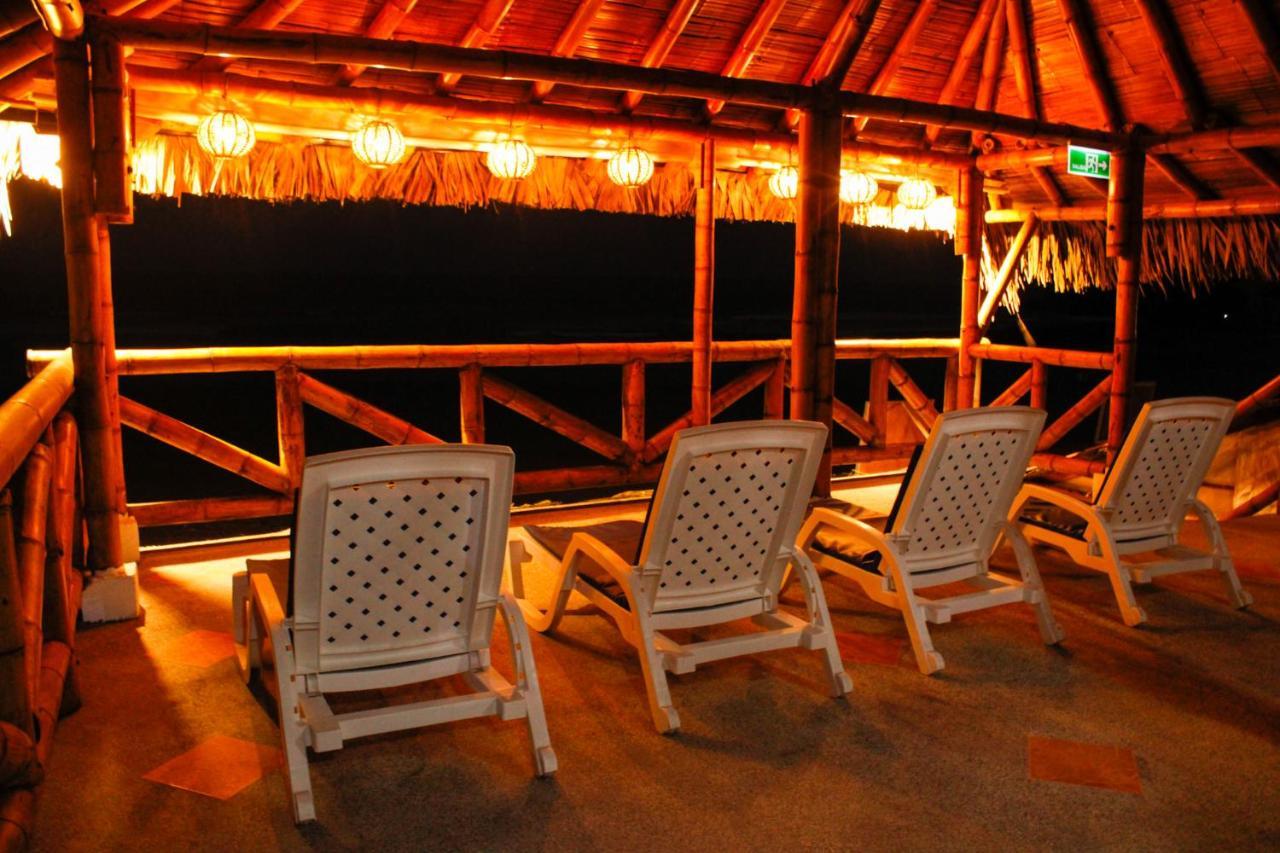 Hanga Roa 4*